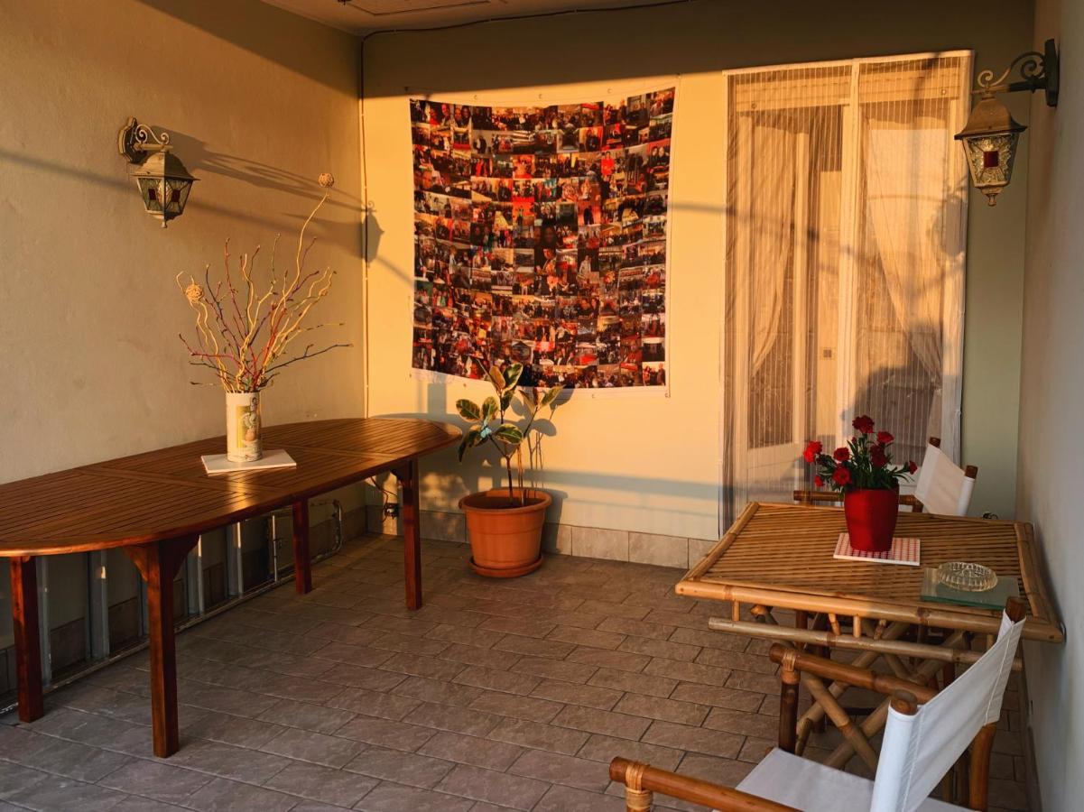 B&Bmagichouse Novara Kültér fotó