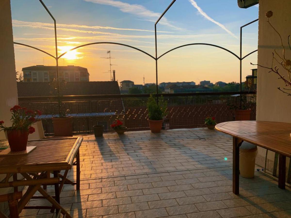 B&Bmagichouse Novara Kültér fotó