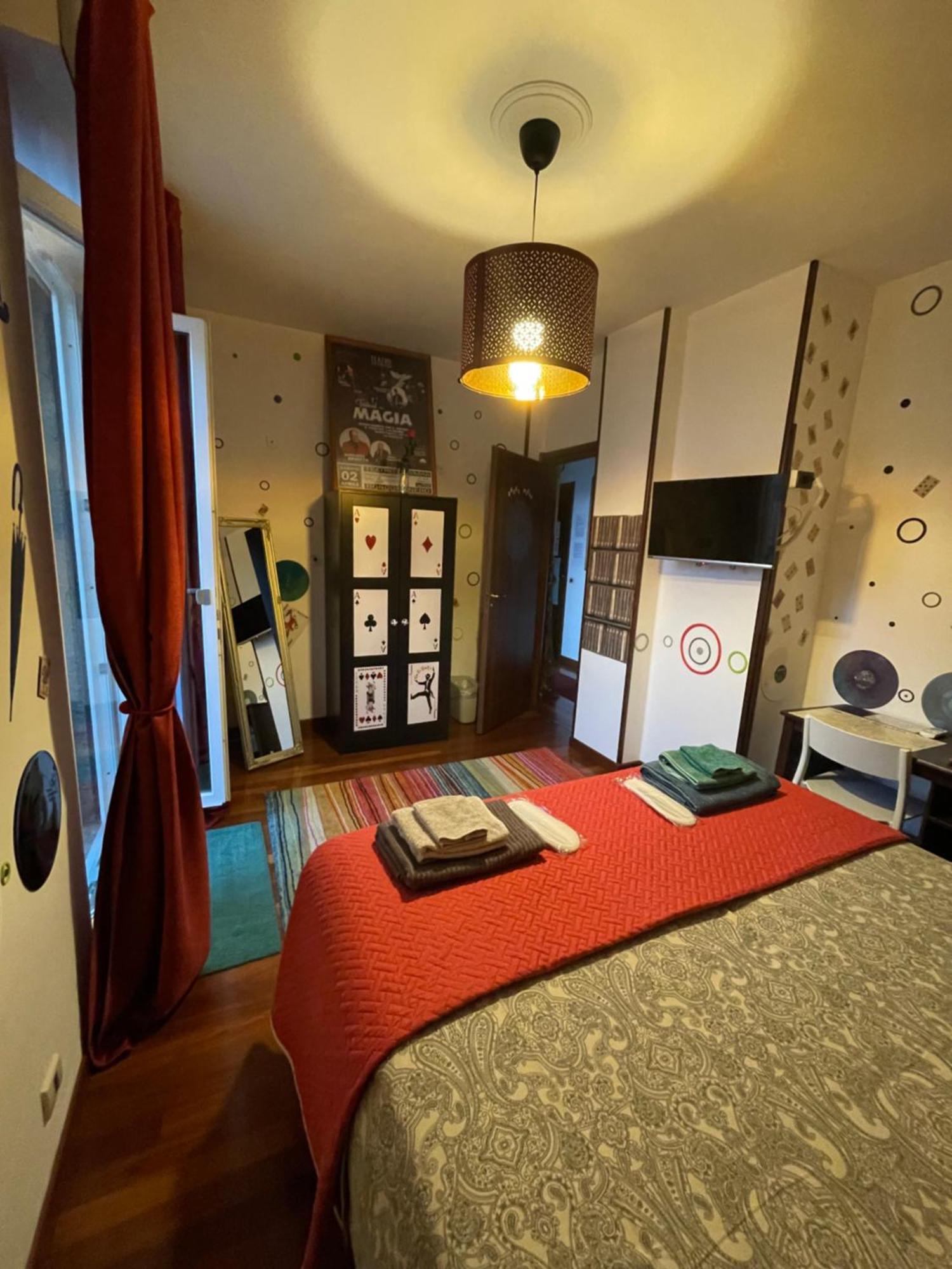B&Bmagichouse Novara Kültér fotó