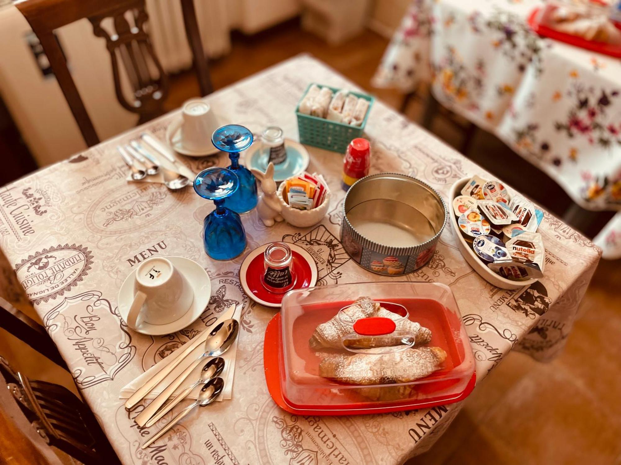 B&Bmagichouse Novara Kültér fotó